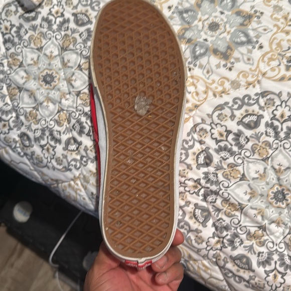 Vans - Picture 3 of 8